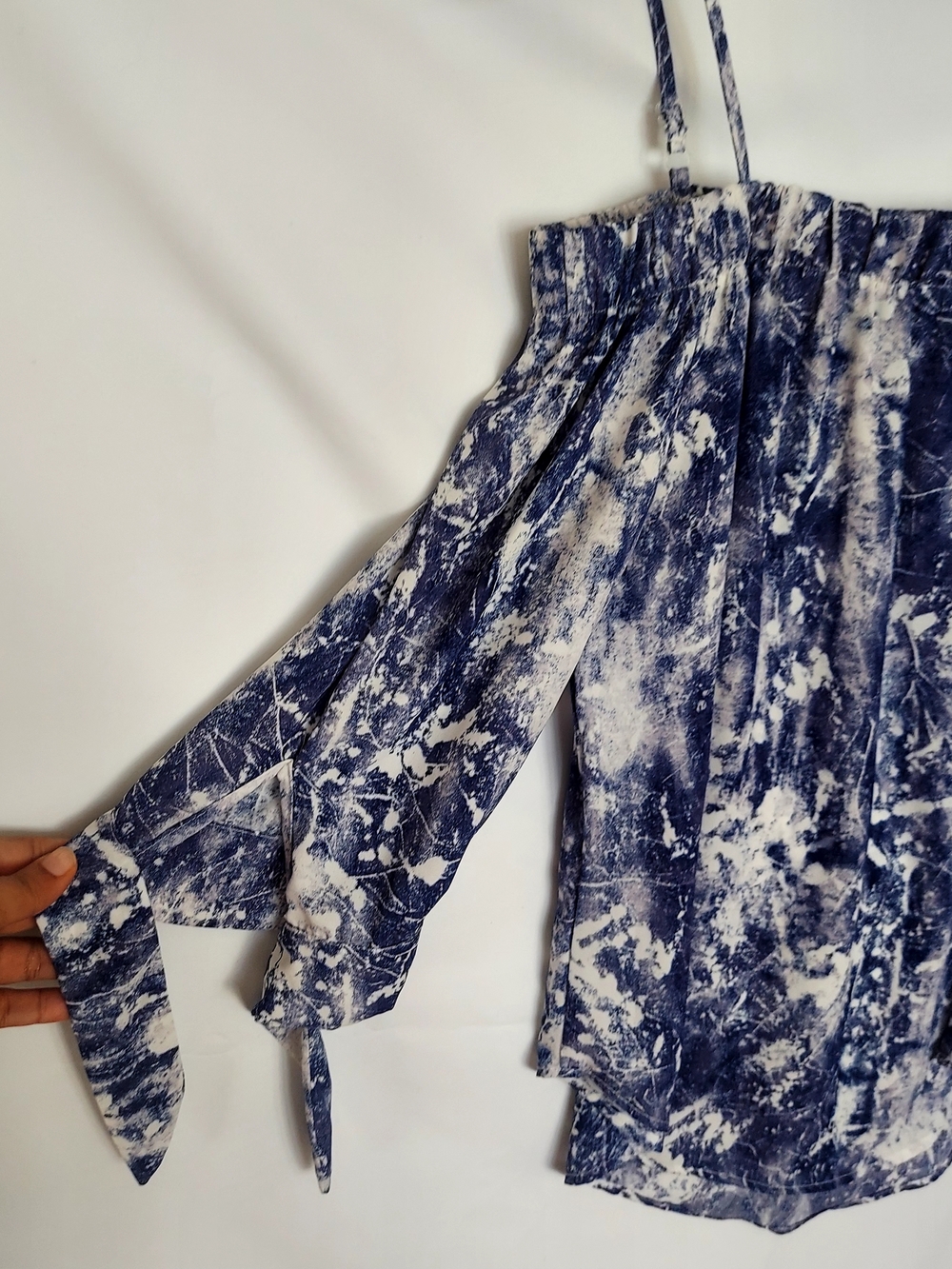Blue Marble-Print Cold-Shoulder Blouse with Adjustable Straps - Picture 4 of 7